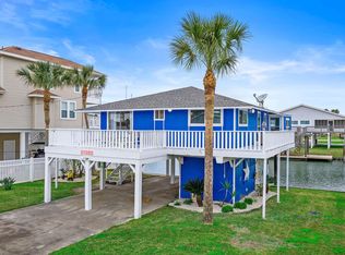 21922 Lampasas Dr, Galveston, TX 77554