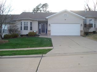 26 Spring Gardens Ct, Saint Charles, MO 63303