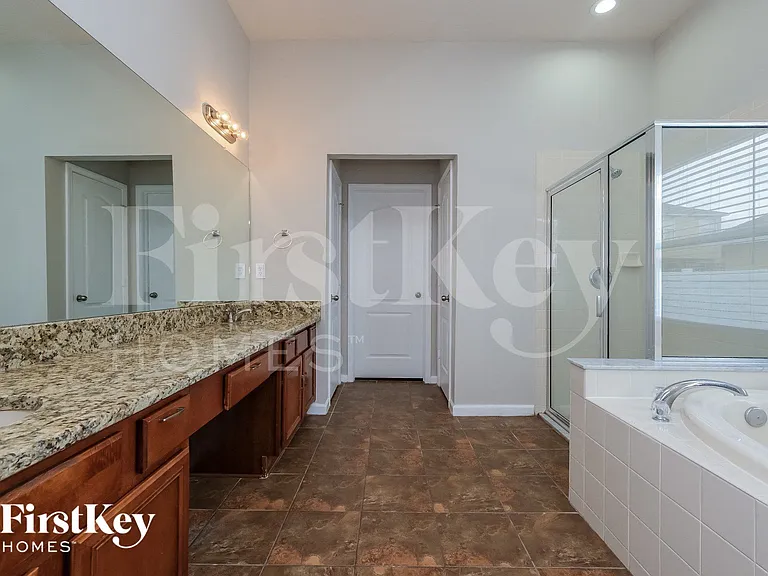 527 Dunaway Dr — Photo 10