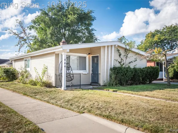 444 S Felker Ave, Hazel Park, MI 48030