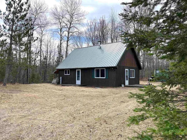 W8080 E Cataline Rd, Pembine, WI 54156