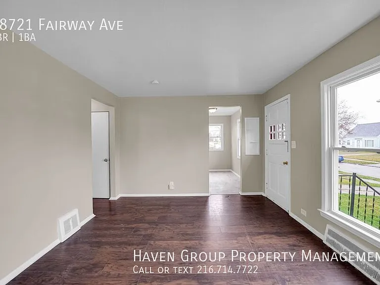 18721 Fairway Ave — Photo 4