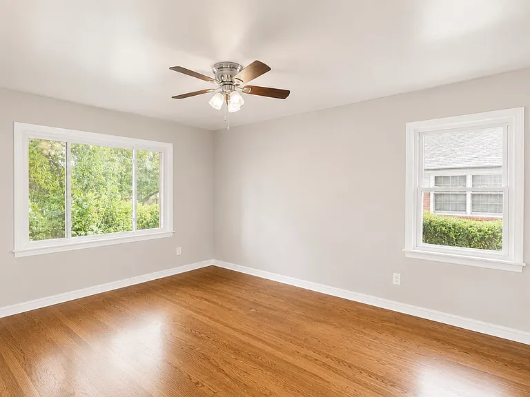 4713 N Harvey Pkwy — Photo 13