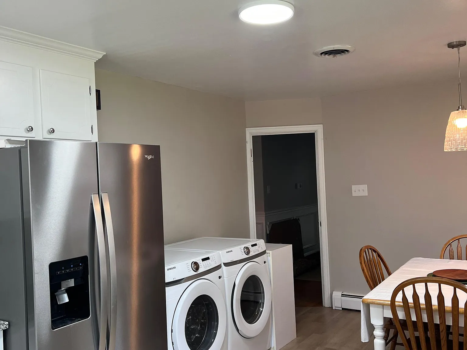 3 bed, 2.0 bath, 2000 sqft, $979 — Photo 4