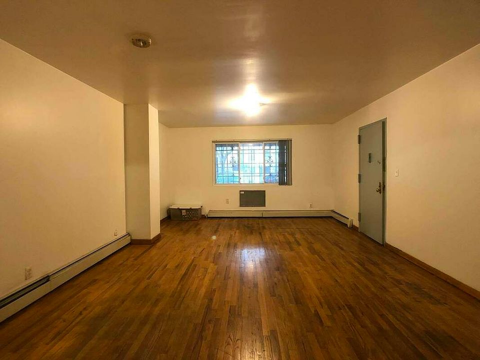 1st image of 169A Monroe St #1