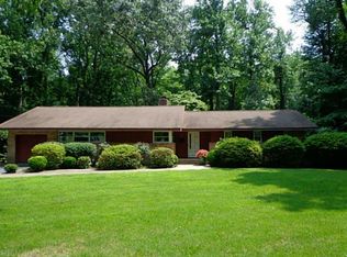 16 Walnut Grv, Newport News, VA 23606