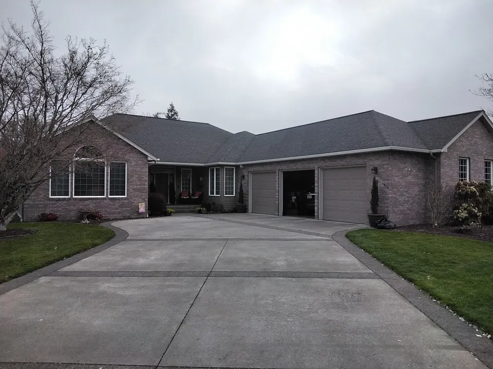 20 Forest Hill Est — exterior photo