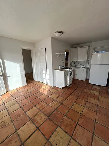 470 S Foch St Photo 1