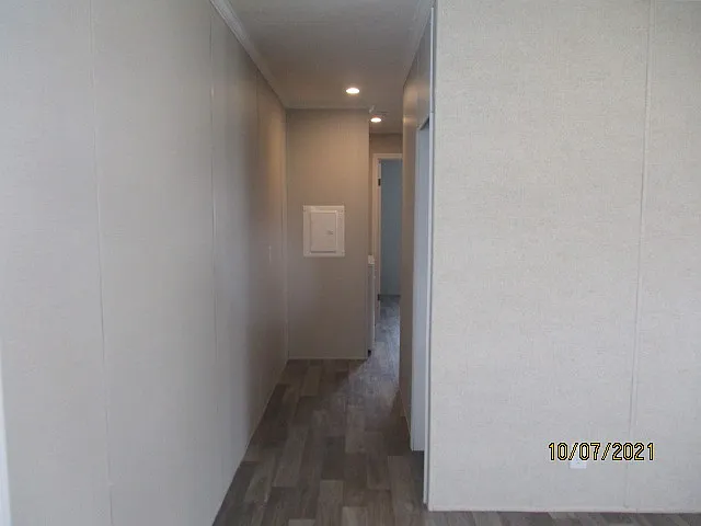 913 Moss Ave — Photo 26