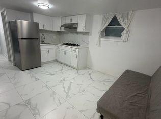 157-35 26th Ave, Flushing, NY 11354