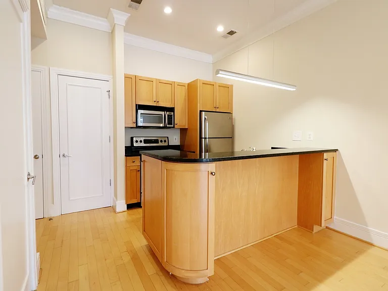 1515 O St NW — Photo 79