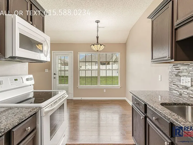 2824 Canary Ct — Photo 7