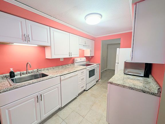 5th image of 2461 Brookledge Rd APT A11