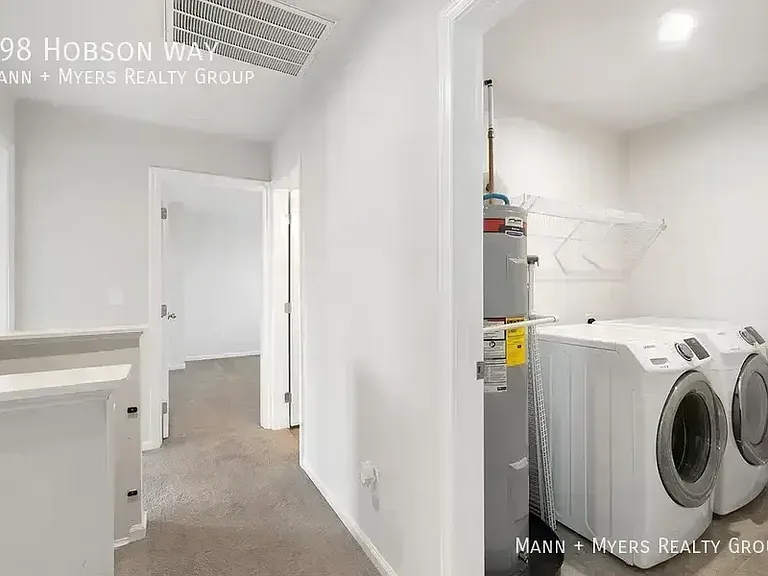 398 Hobson Way — Photo 1