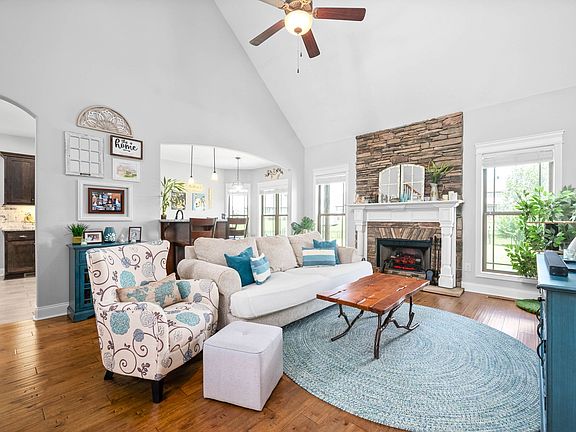 5th image of 1217 Fallon Dr