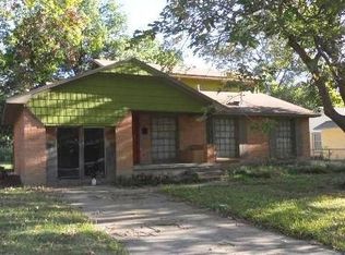 921 Treasure Rd, Garland, TX 75041