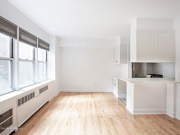 2nd image of 120 E 36th St APT 2-B