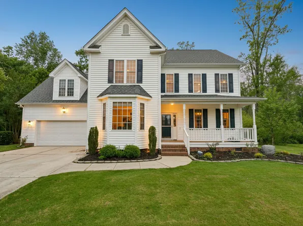 1606 Kelvington Pl, Apex, NC 27502