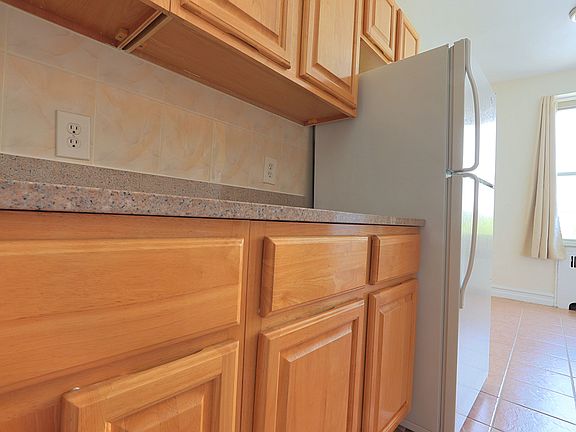 5th image of 8502 Fort Hamilton Pkwy APT 4J