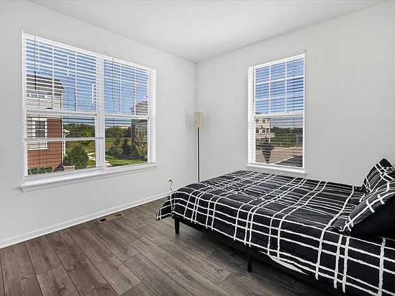 5th image of 311 Timberleaf Cir