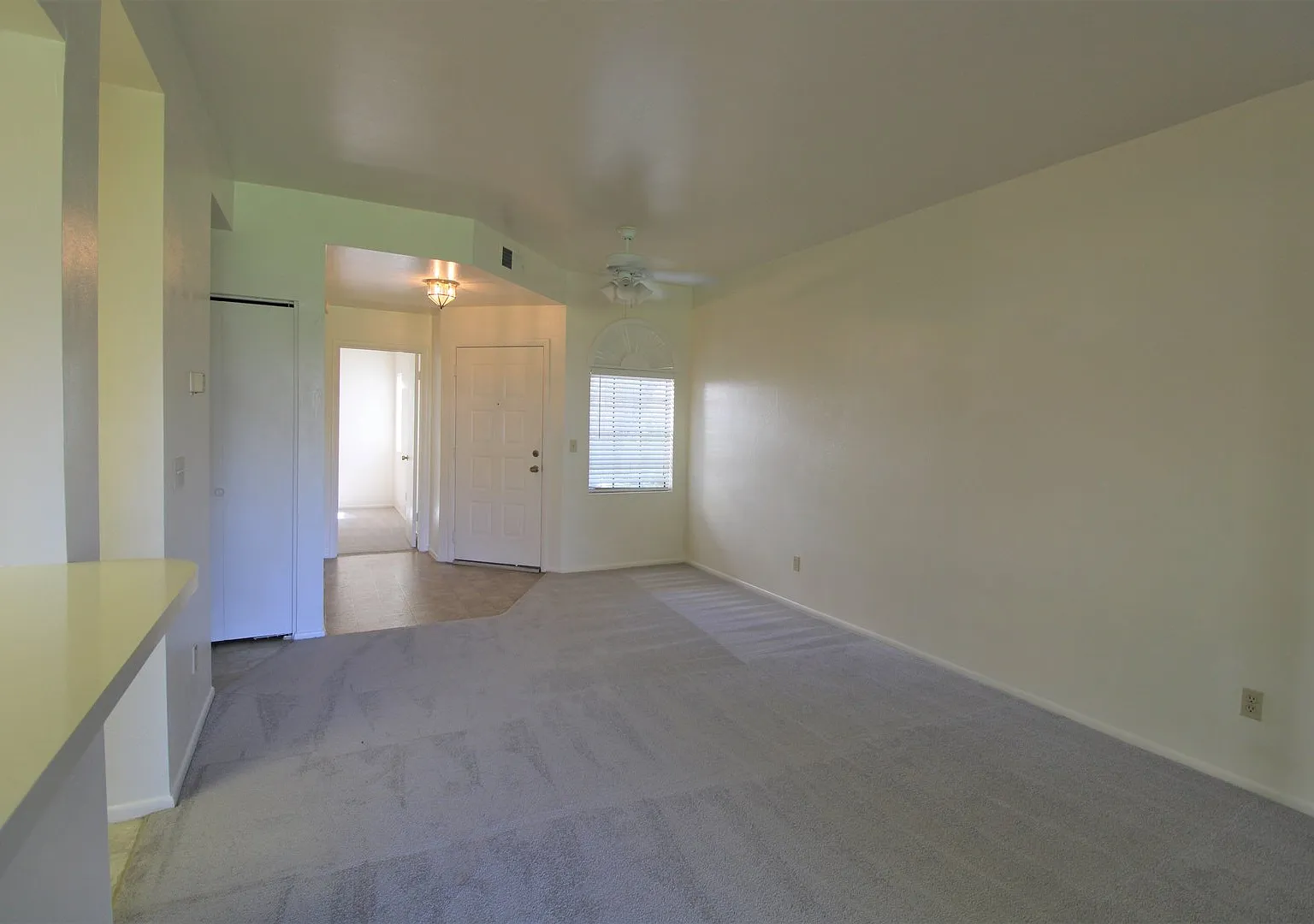 Really Cute Condo Available for Immediate Move-In — Photo 2