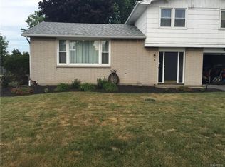 63 Saint Gregory Ct, Buffalo, NY 14221