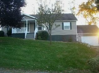 113 Noll Dr, Mill Hall, PA 17751