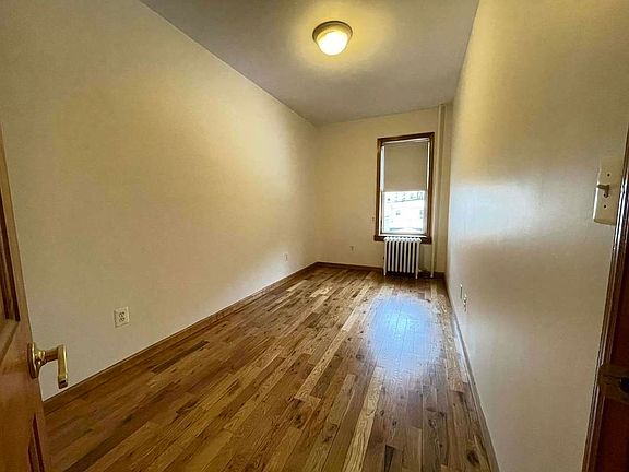 4th image of 282 20th St #2L
