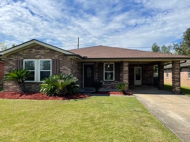 1st image of 123 Dianne Dr