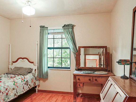 5th image of 144 SW Enchanted Ct