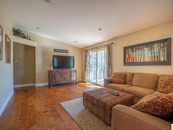 3rd image of 26758 County Road 69
