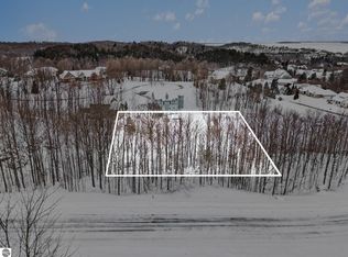 4885 Grayhawk Blvd, Traverse City, MI 49684