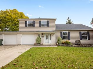 539 Meadowbrook Dr, North Tonawanda, NY 14120