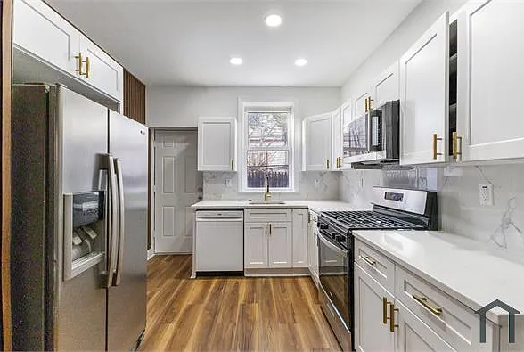 2846 N Garnet St — Photo 9