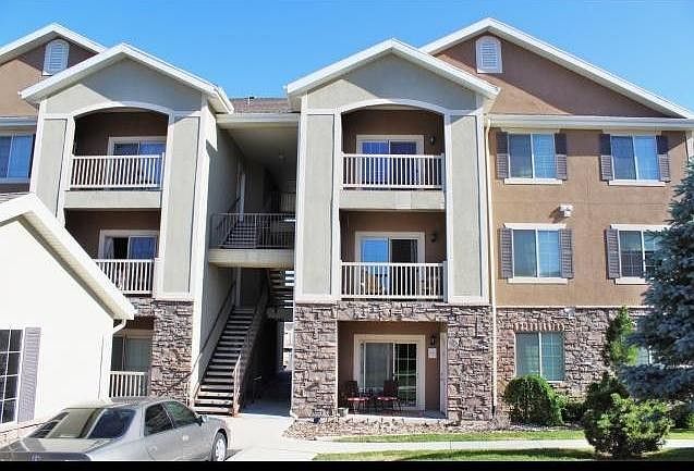 1st image of 161 W Springview Dr #509