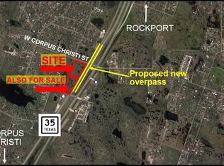 1739 W Corpus Christi St, Rockport, TX 78382
