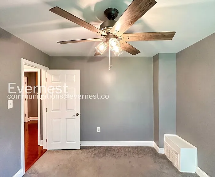 603 Henry St — Photo 12