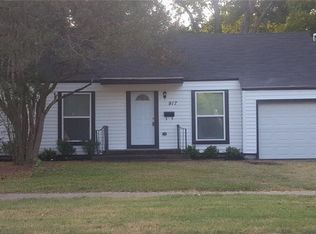 917 N Virginia St, Terrell, TX 75160