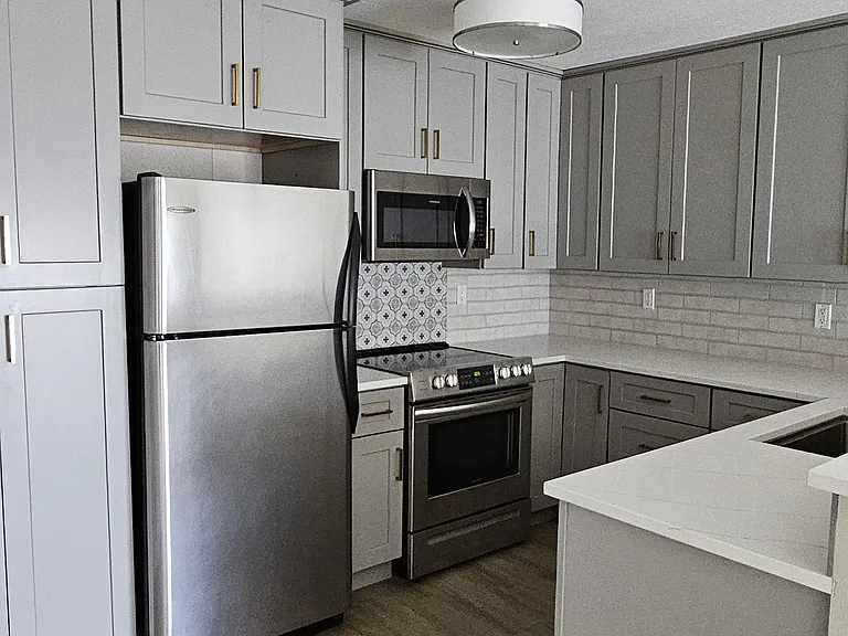 188 S Logan St #205 — Photo 3