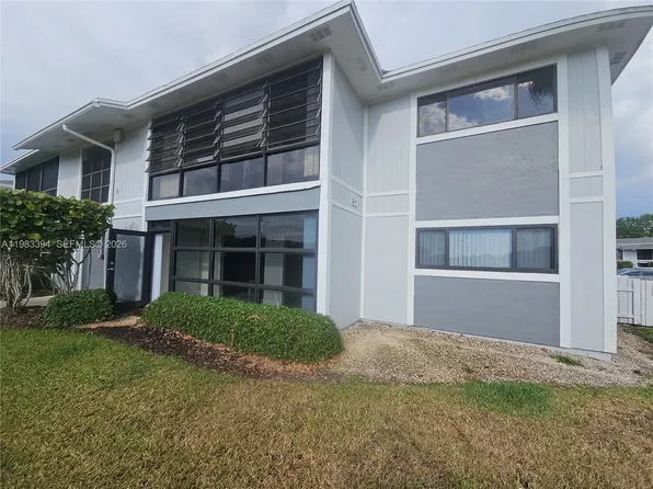 9727 Hammocks Blvd APT 102D, Miami, FL 33196