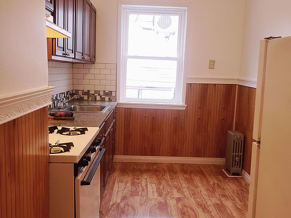 3rd image of 8405 14th Ave Floor 1