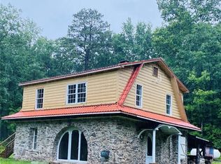 130 Woods Rd, Barryville, NY 12719