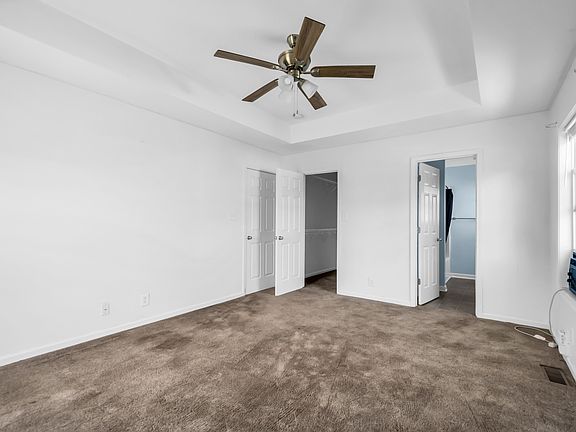 4th image of 609 S Cavalcade Cir