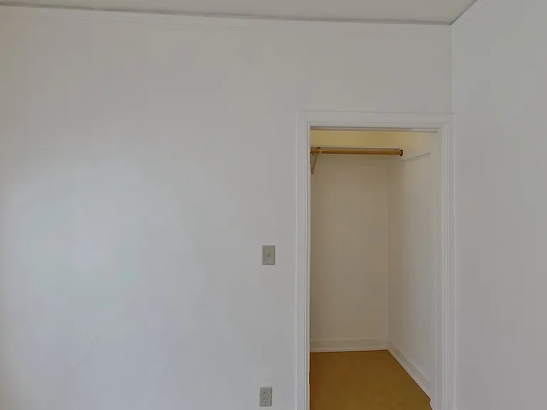 2644 Dwight Way — Photo 12