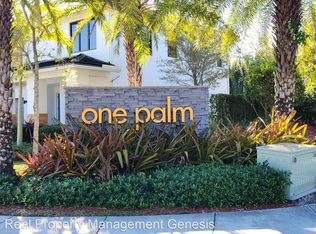 3002 SE 3rd St, Homestead, FL 33033