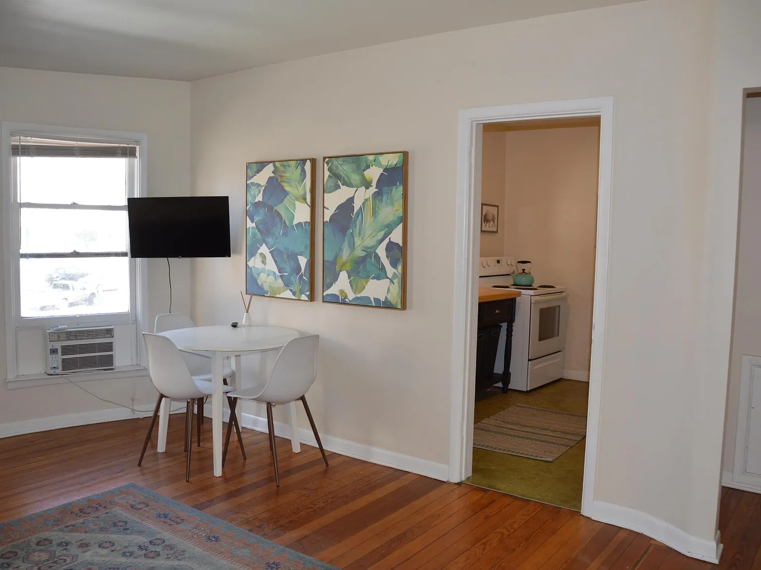 1 bed, 750 sqft, $1,700 — Photo 3