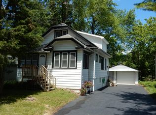 12520 W Meadow Ln, New Berlin, WI 53151