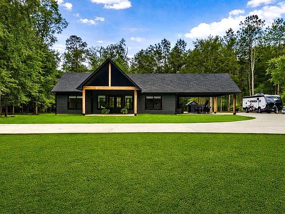 2nd image of 22797 Sharp Rd