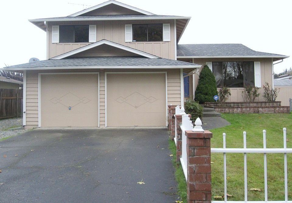1st image of 1541 Riverview Dr NE