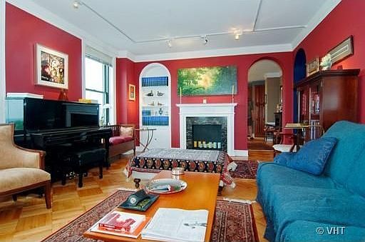 4th image of 2052 N Lincoln Park W APT 701